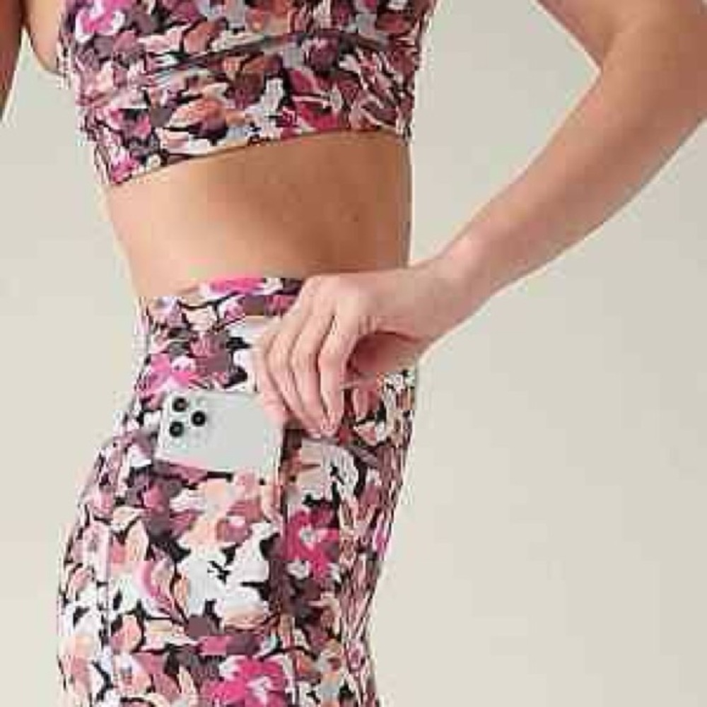Athleta Pink Camo Leggings
